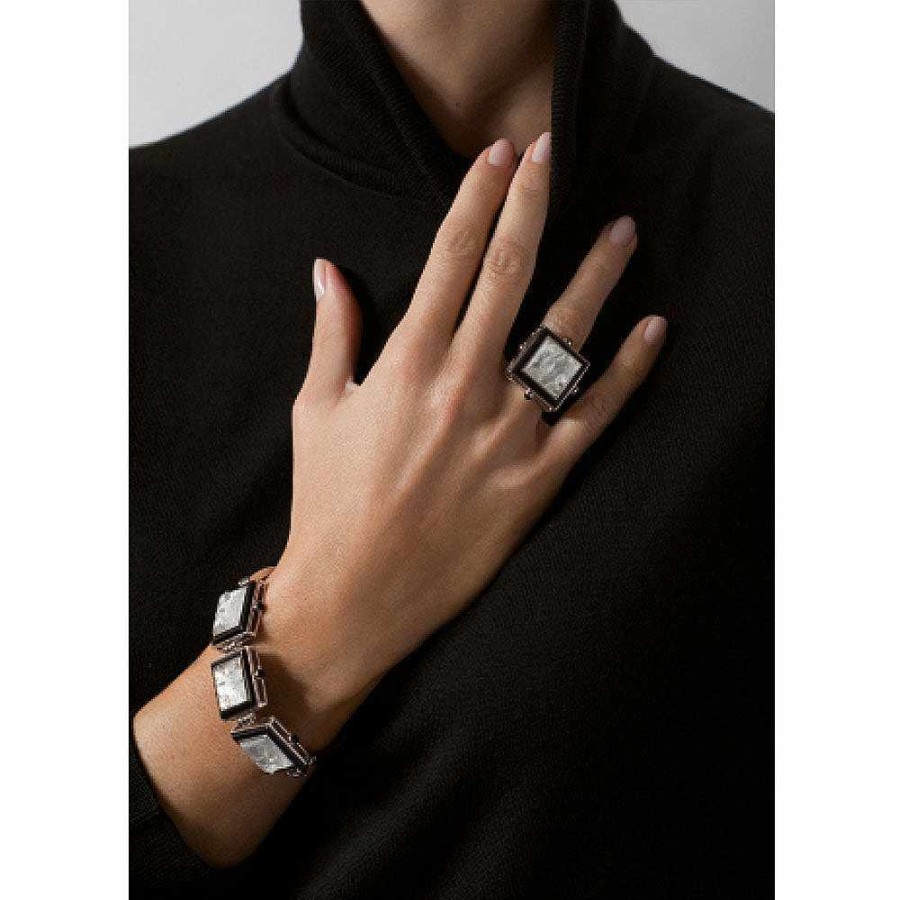 Rings | Lalique Arethuse Ring Clear Crystal/ Black Lacquer/ Silver